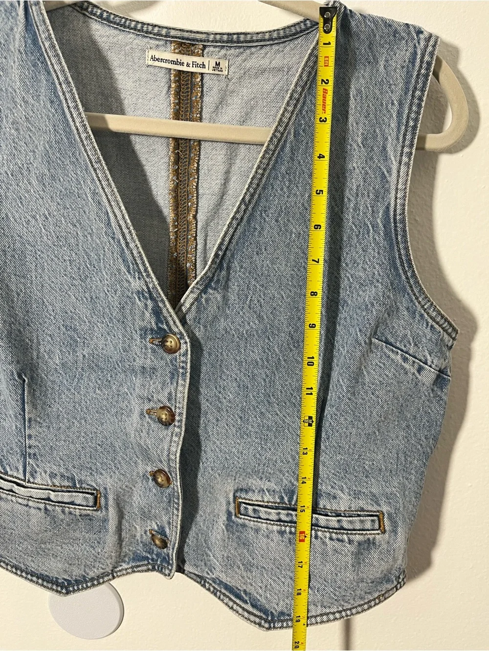 Abercrombie & Fitch Size M Light Blue Denim Vest with 5 Button Closure - Picture 4 of 5